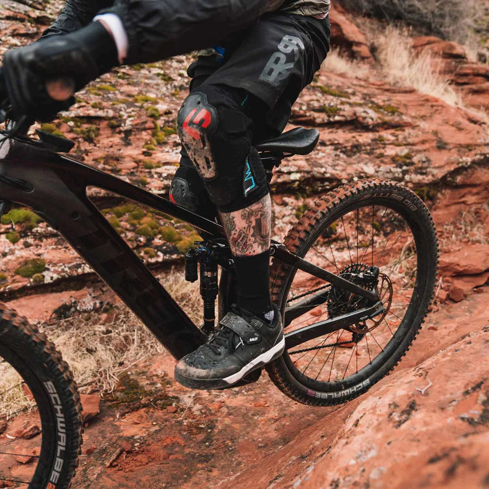 E-Line Mountain Bike Knee Guards