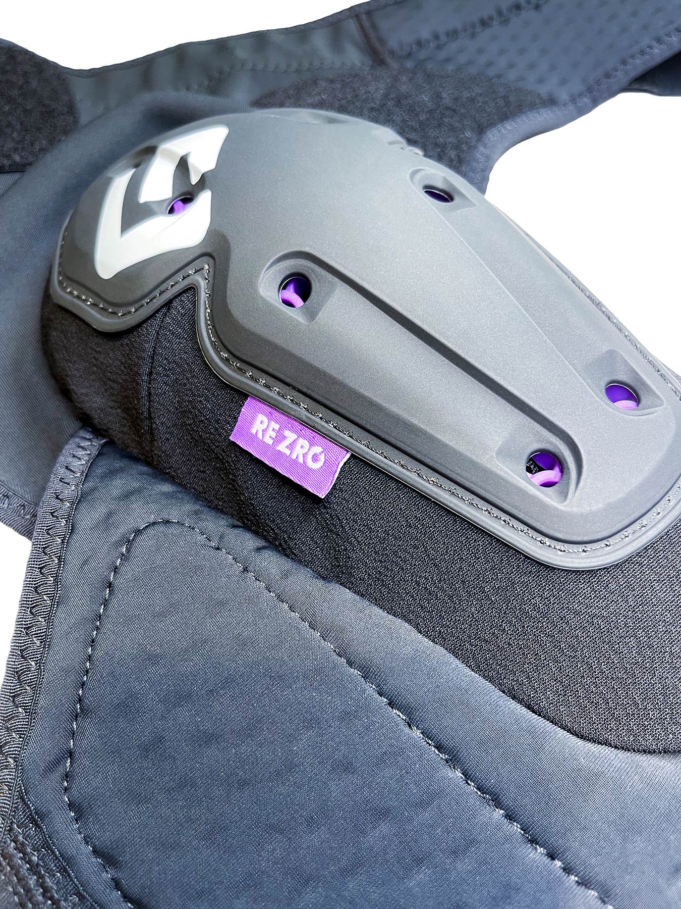 RE ZRO Mesa Knee Guard