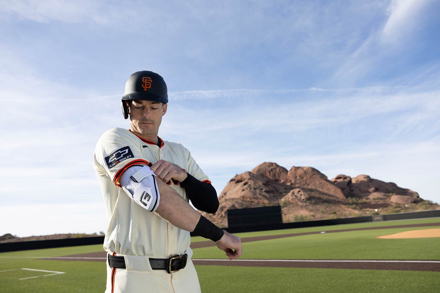 Surge Elbow Guard MLB